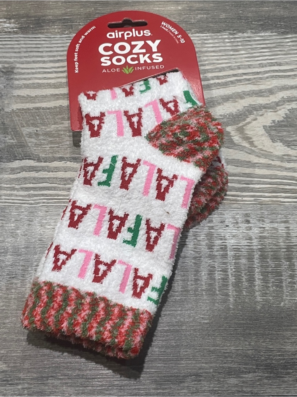 NIP Cozy Airplus Aloe-Infused Christmas Holiday Fuzzy Socks Women’s Size 5-10